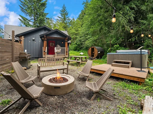 134 Red Cedar Lane, Packwood, WA 98361