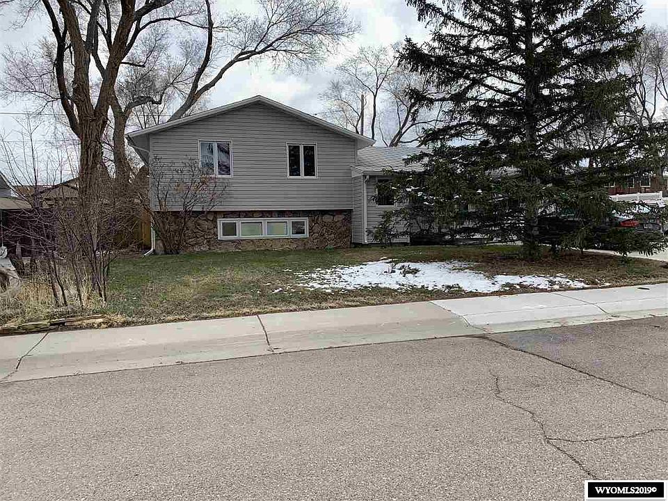 1st image of 1409 Lincoln Ave