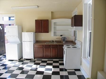 3rd image of 29 W Jackson St APT A