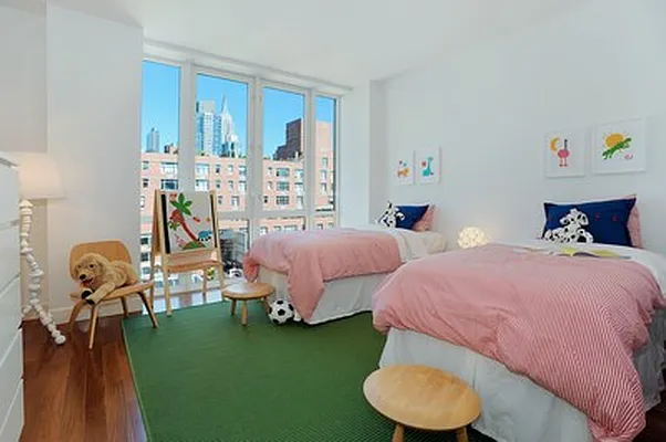 Sold by Citi Habitats | media 42