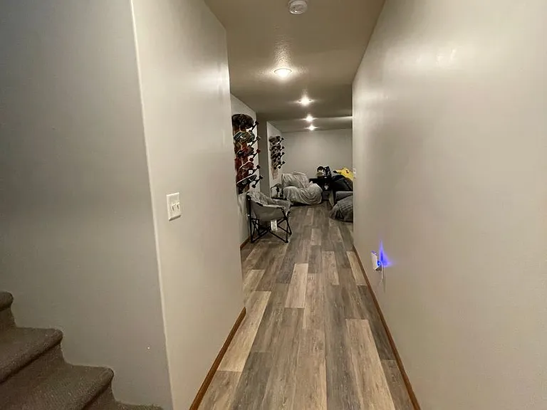 825 Locharno Dr — Photo 30