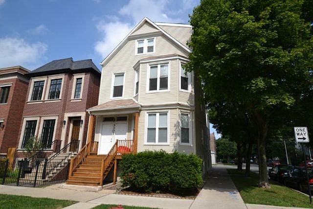 1st image of 3301 N Hoyne Ave APT 2R