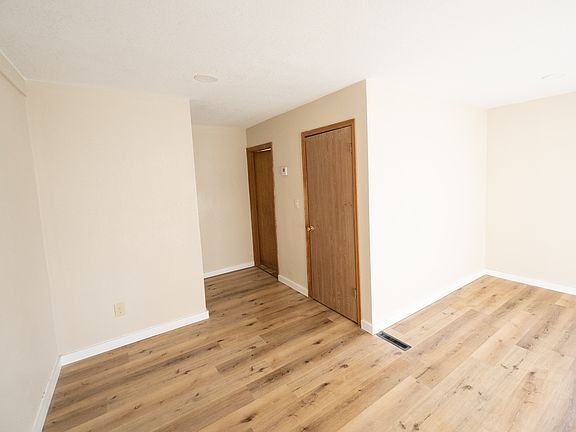 5th image of 213 Neosho St #G