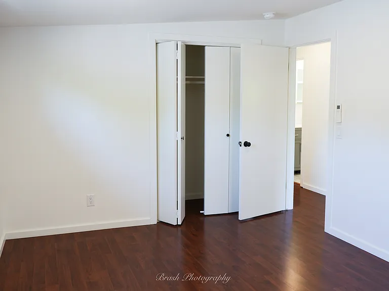 312 E Matilija St — Photo 13