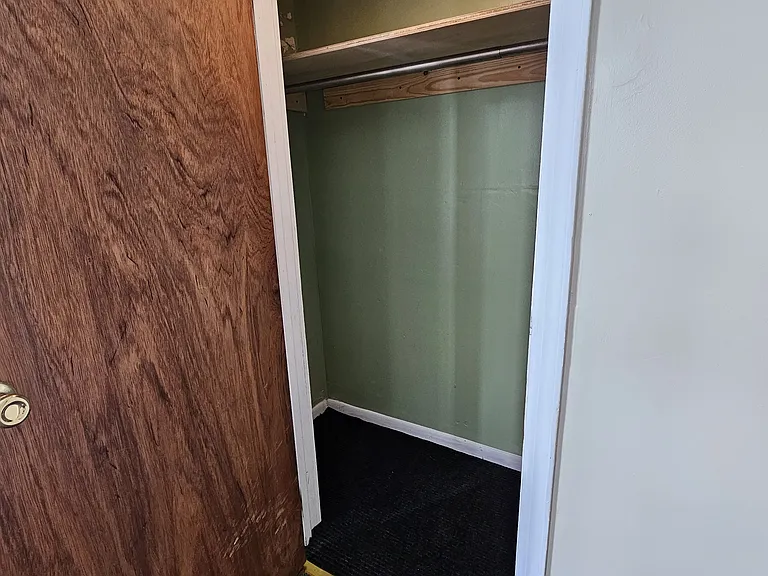 1200 S Wood Ave #B — Photo 8