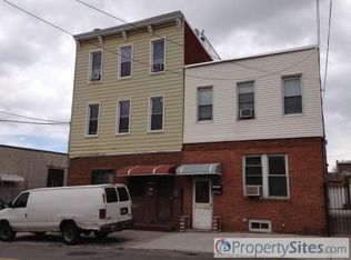 5 8 St, Flushing, NY 11377