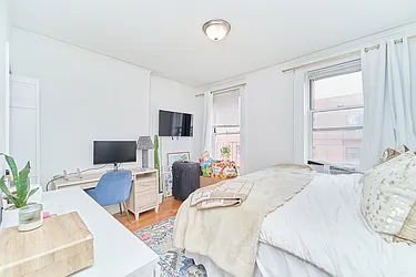 Rented by Living New York