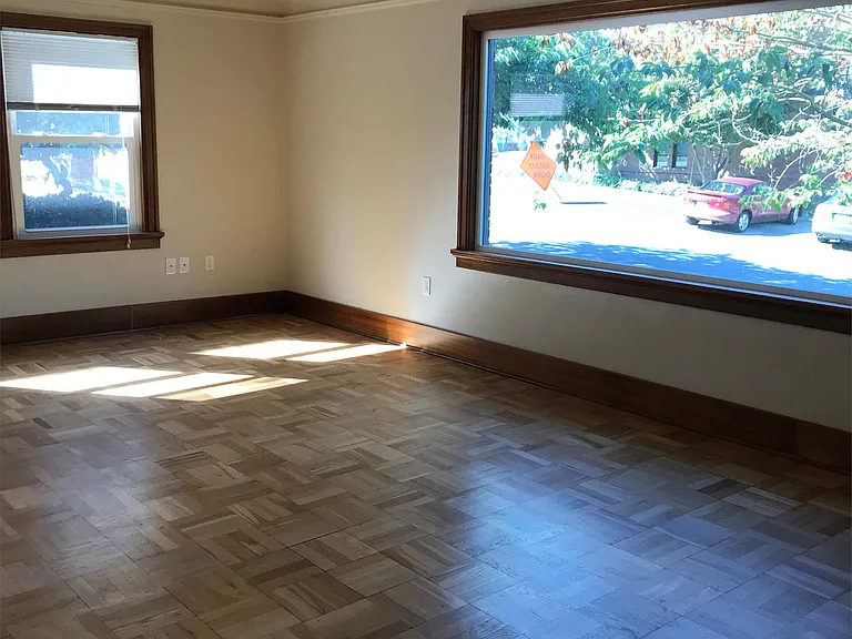 1016 S 8th St — Photo 3
