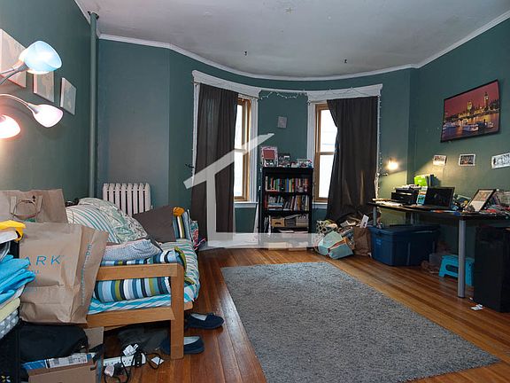 4th image of 6 Colliston Rd #1