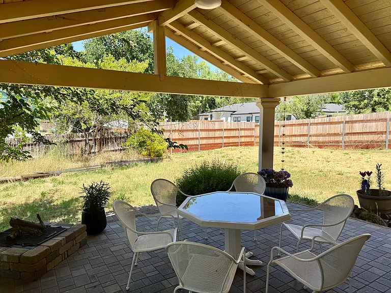 9015 Phoenix Ave — Photo 13