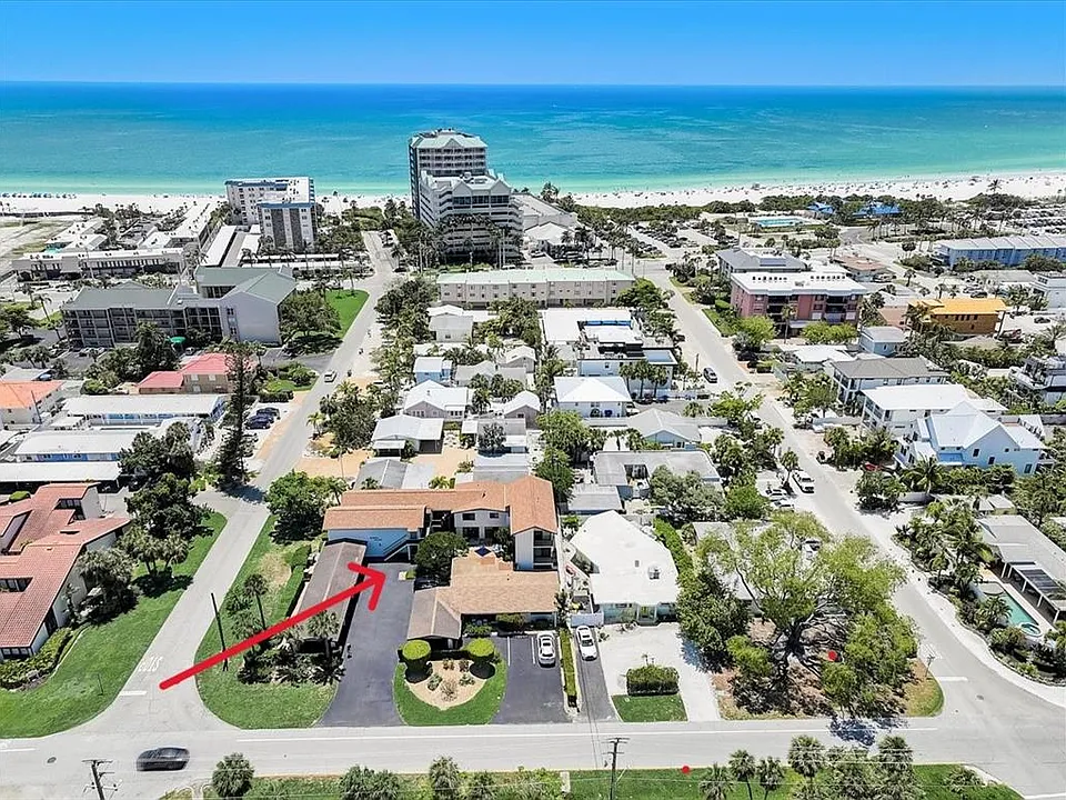 722 Boulevard Of The Presidents S #105
