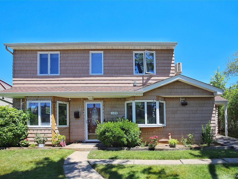 1st image of 109 Old Oak Lane