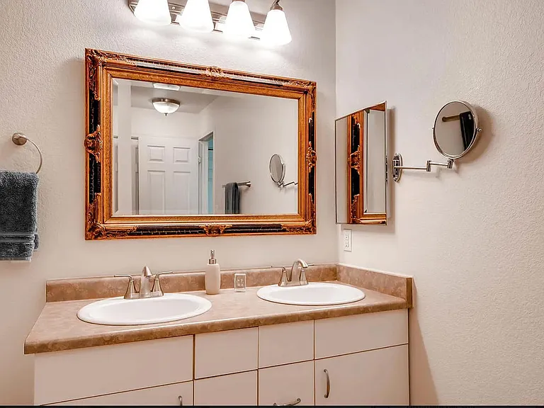 6506 Silver Mesa Dr #C — Photo 37