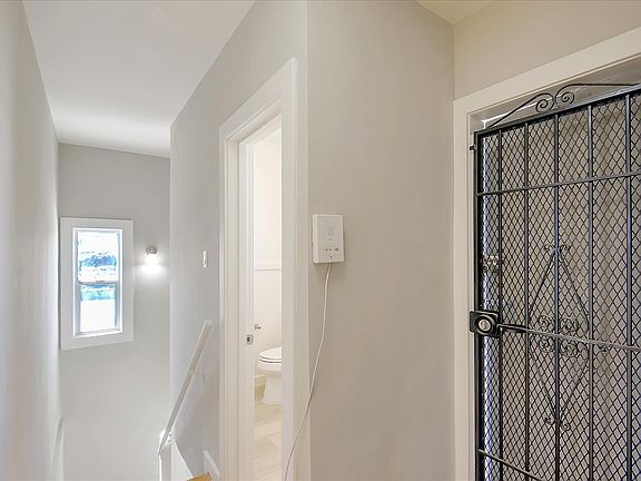 5th image of 381 21st Ave #383
