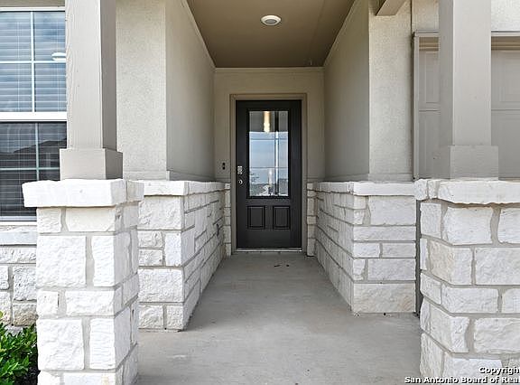 4th image of 13327 Whisper Way