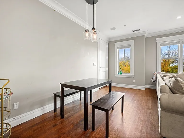 3 M St #6 — Photo 4