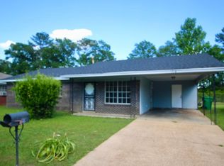 1518 27th St N, Columbus, MS 39701