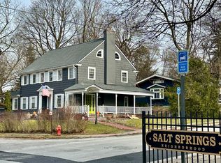 201 Salt Springs Rd, Syracuse, NY 13224