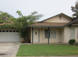 2855 Reservoir Ln, Redding, CA