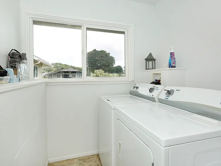 606 Ulumu St #C — Photo 10