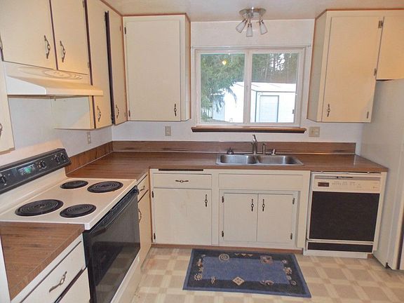 5th image of 541 SE Wildaire Dr