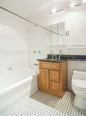 Rented by WAM Partners - William Moses Co. | media 23