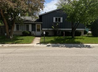 2437 Crabtree Dr, Fort Collins, CO 80521