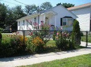 83 Remsen Ave, Hempstead, NY 11550