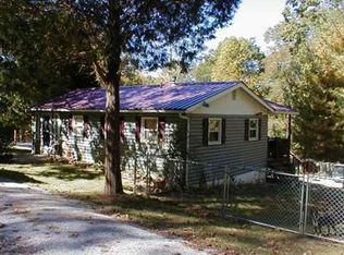 249 S Riverbend Rd, Leitchfield, KY 42754