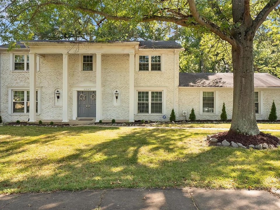 1st image of 1547 Woodroyal West Dr
