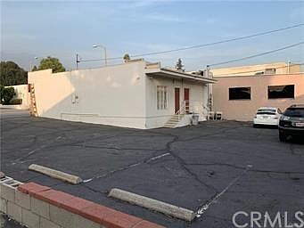2nd image of 440 W Foothill Blvd