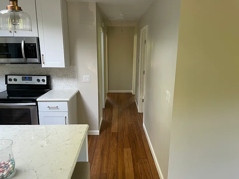 208 E Wynnbrook Dr — Photo 18