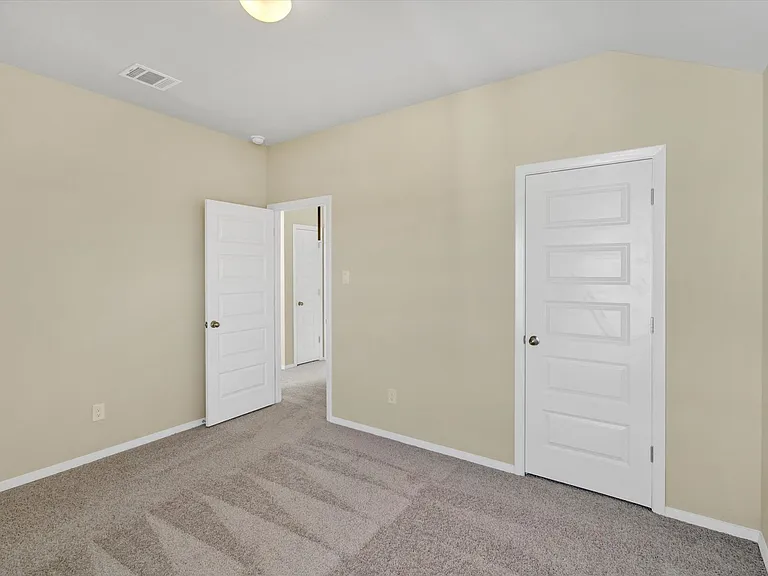 235 Trailside Ln — Photo 18