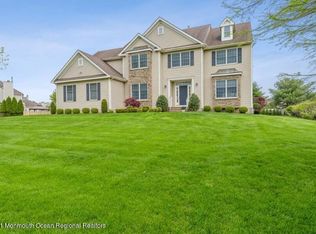 135 Pin Oak Rd, Freehold, NJ 07728