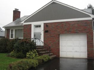 118 Van Pelt Pl, Little Falls, NJ 07424