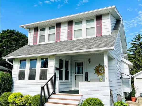 124 West St, Carey, OH 43316