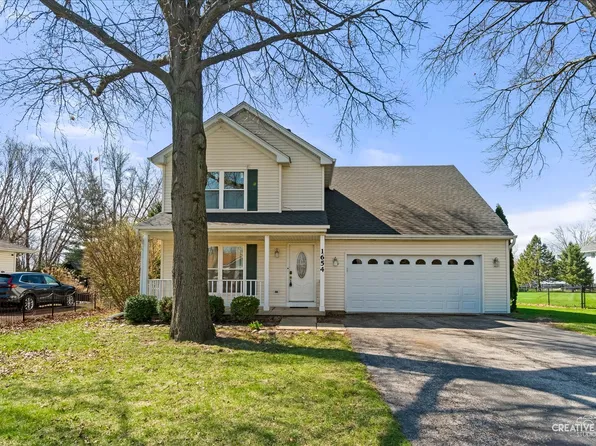 1654 Hilda Dr, Sandwich, IL 60548