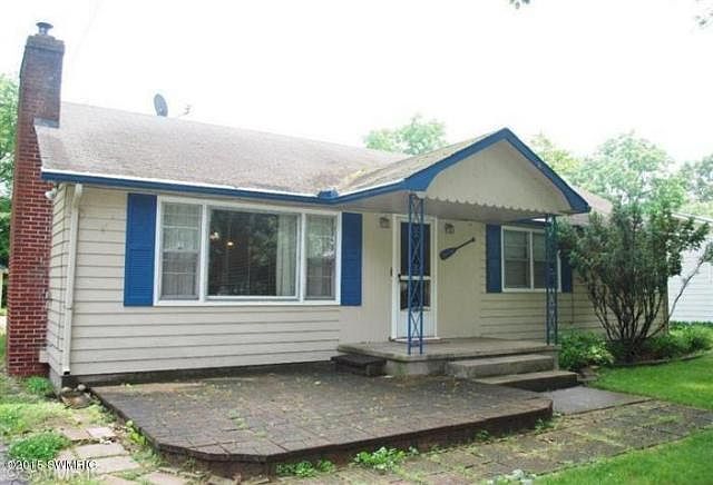 1st image of 70841 Lakeview Dr