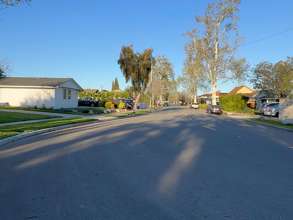 1st image of 2751 Tigertail Dr