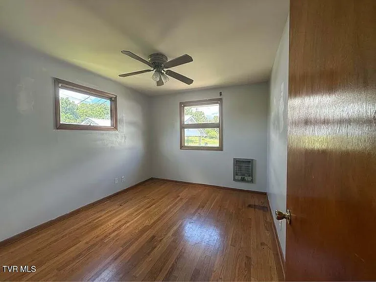1621 Arbor Pl #4 — Photo 2