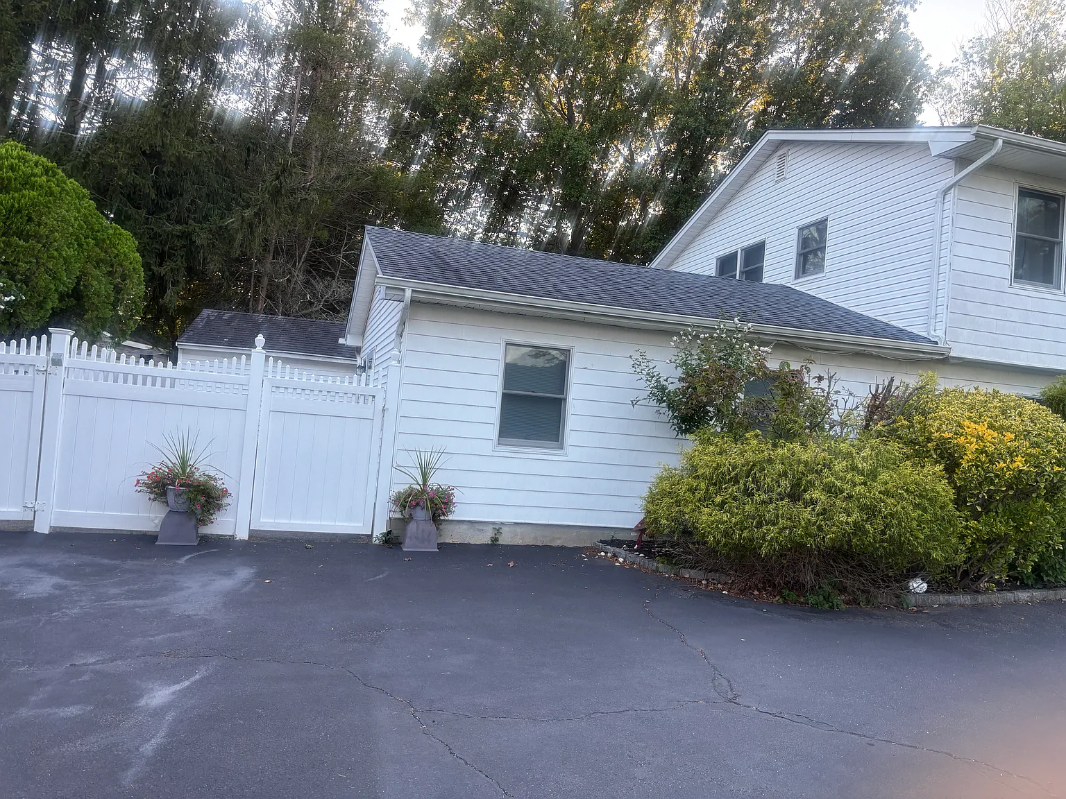 2 bed, 600 sqft, $3,000 — Photo 3