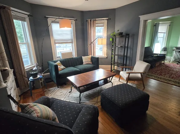 986 Broadway #1, Somerville, MA 02144