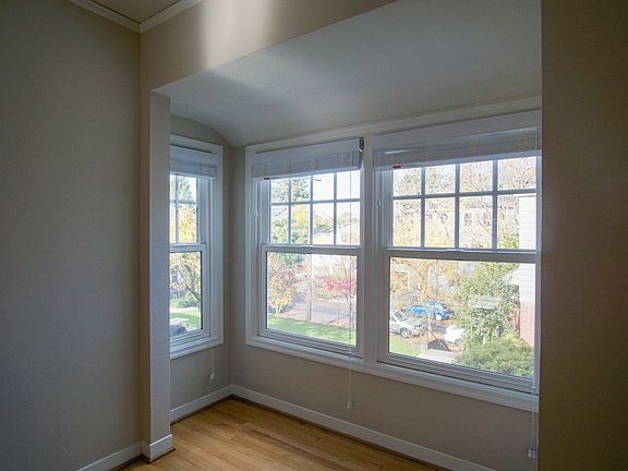 5th image of 2420 NW Quimby St #11