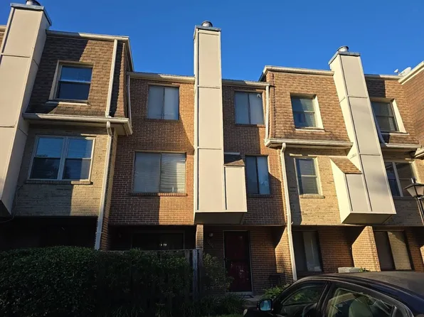 1732 Dogwood Dr, Alexandria, VA 22302