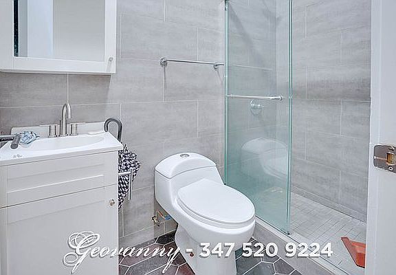 4th image of 393 Bleecker St #1B