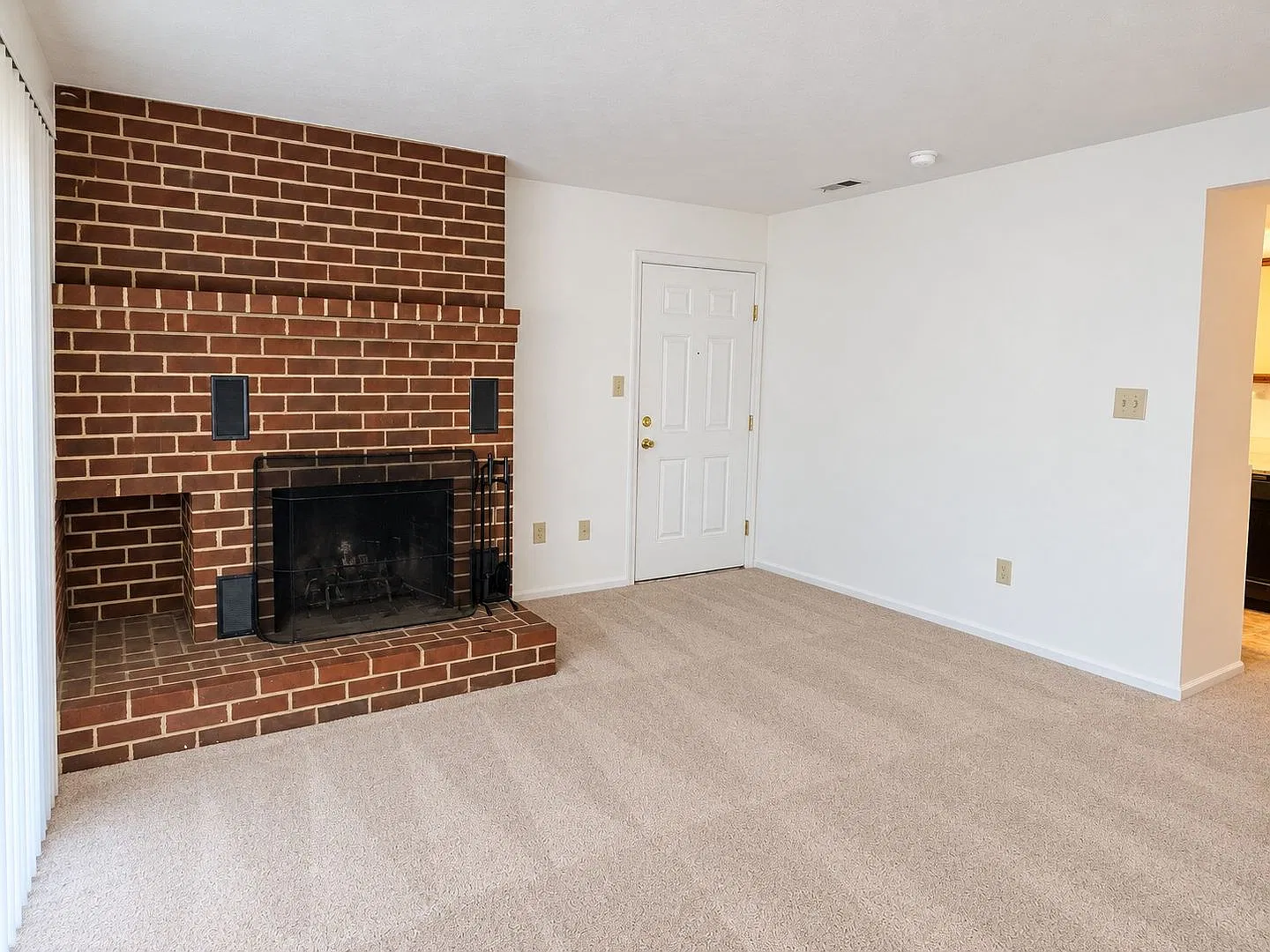 2 bedroom / 2 bathroom - Governors Square — Photo 3