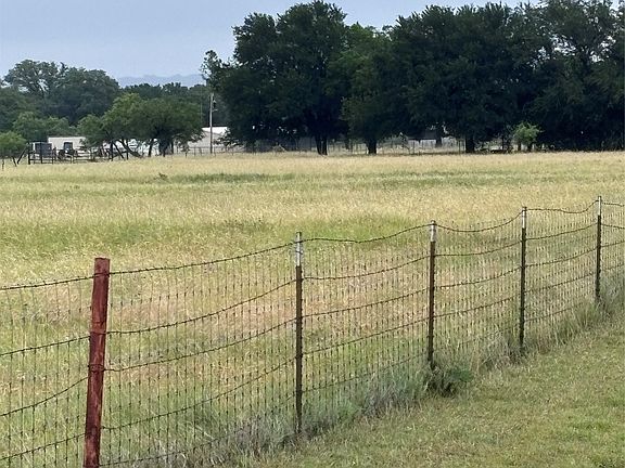 3rd image of 929 County Road 2357