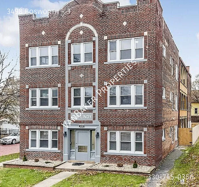 3498 Bosworth Rd APT 3 photo 1