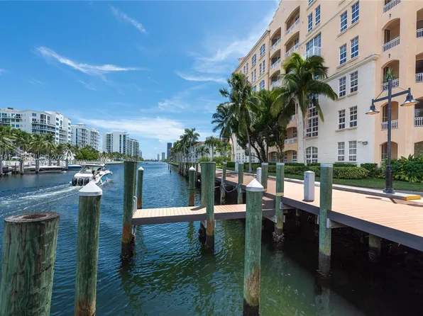 3001 NE 185th St APT 417, Aventura, FL 33180