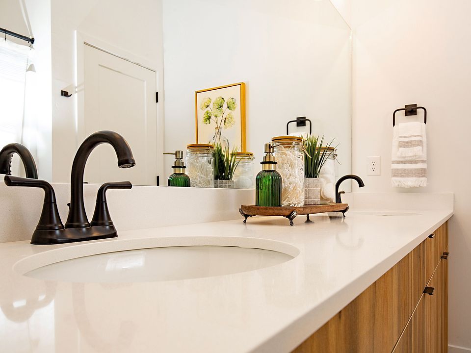 Towns - Bathroom Sink (cute)